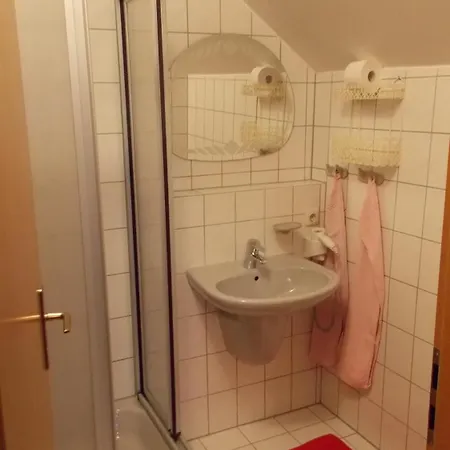 Rezatgrund Inn 2*